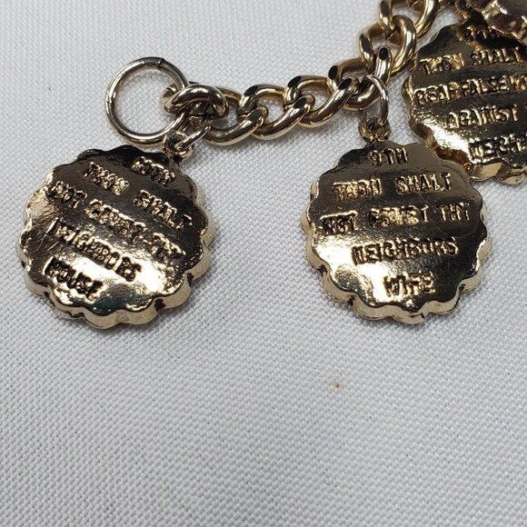 10 Ten Commandments Charm Bracelet From 1960s 7in Heavy Chain Vintage - Picture 13 of 15